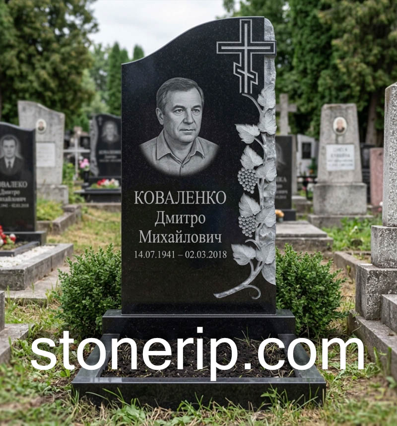 Гранитный одинарный памятник с виноградной лозой ОДН-01